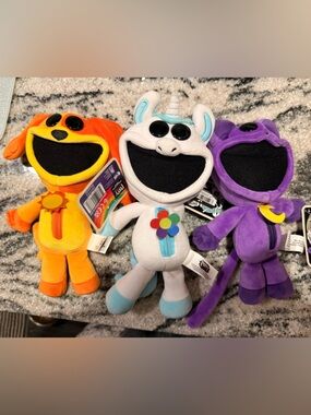 NWT poppy playhouse smiling critters 3 of them! Catnip, crafty corn, dog day